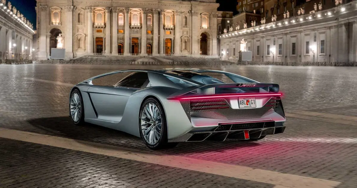 Laffite Automobili a Torino: auto da corsa per la strada (7)