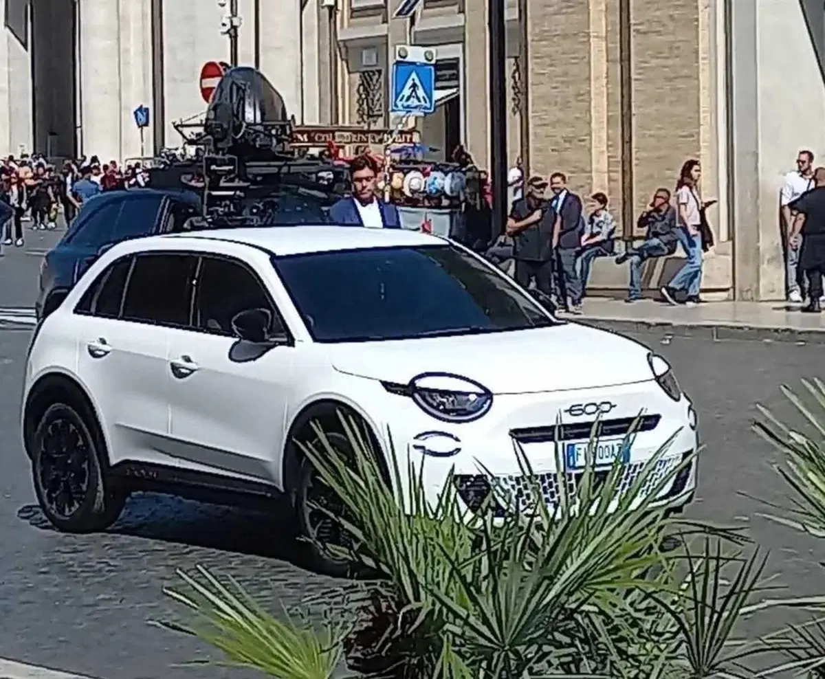 Fiat 600: avvistata a Roma e confermato il nome | Nuove Foto Spia! (5)