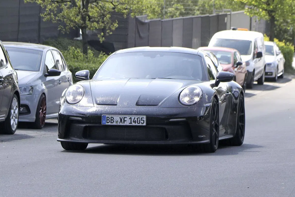Porsche 911 ST, edizione speciale per celebrare gli anni ‘70 [Foto Spia] (3)