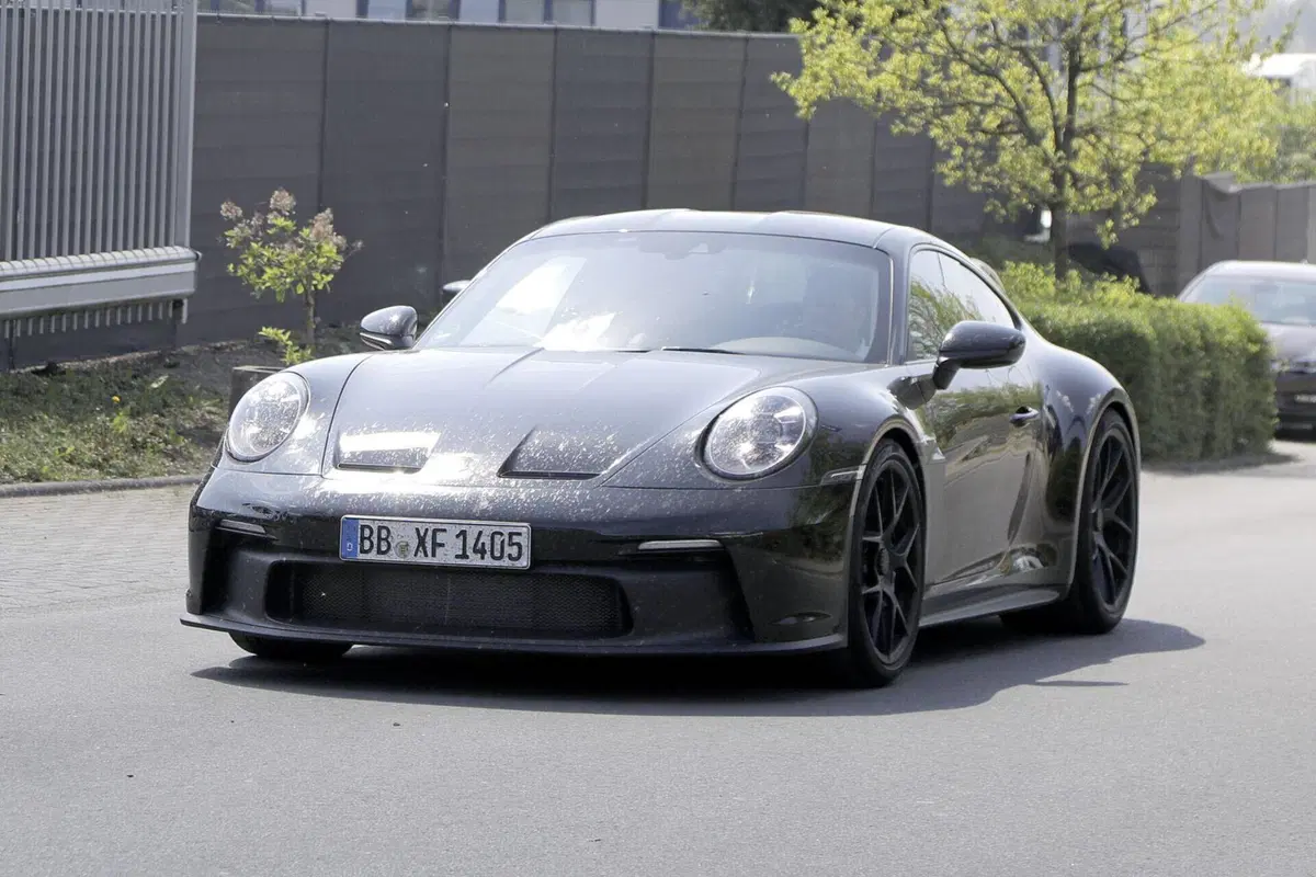Porsche 911 ST, edizione speciale per celebrare gli anni ‘70 [Foto Spia] (12)