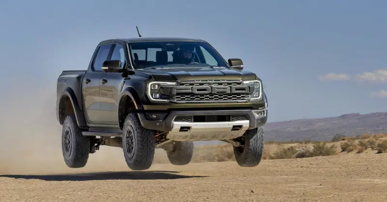 Il nuovo Ford Ranger Raptor &egrave; il pi&ugrave; potente e possente di sempre: il sogno degli offroader americani