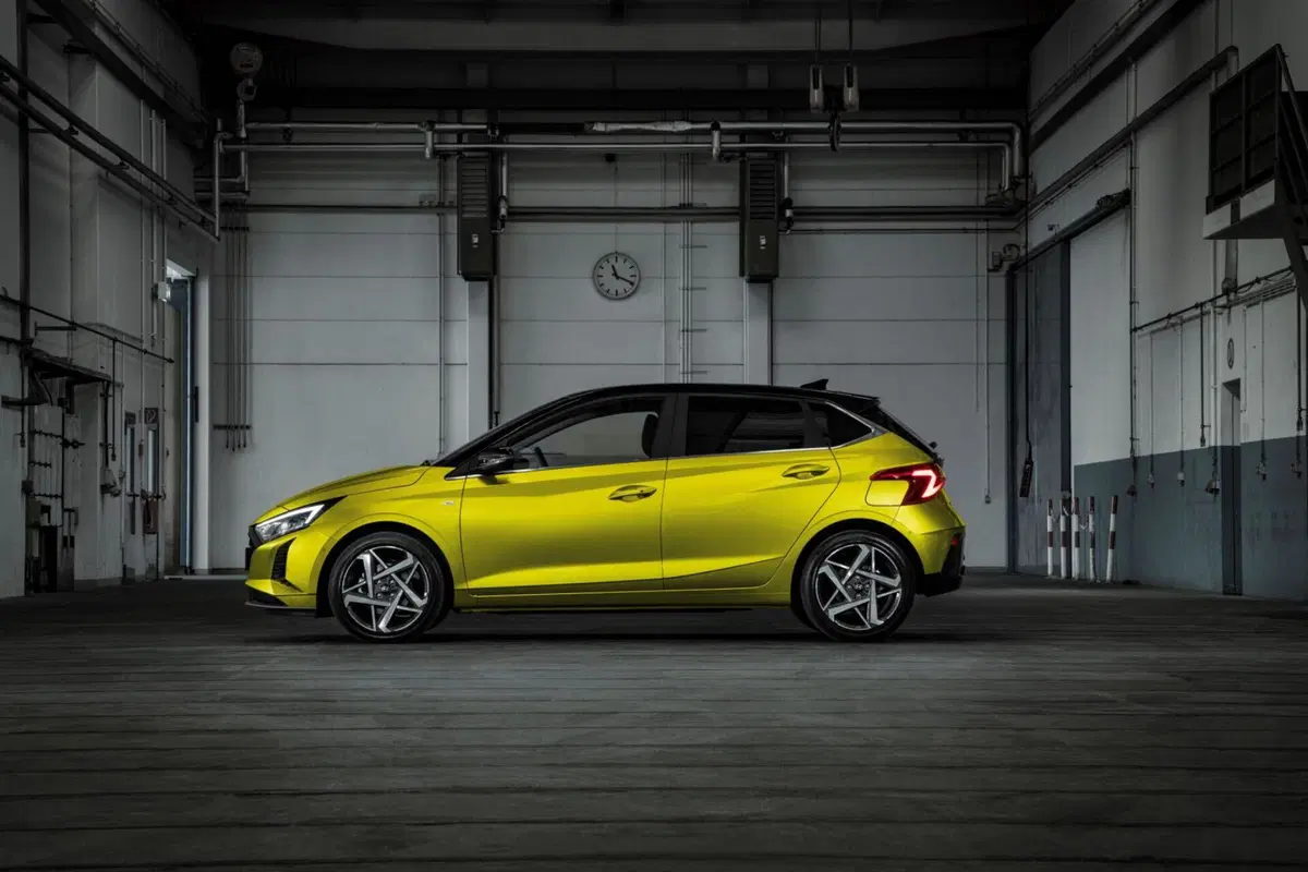 Nuova Hyundai i20 2023: facelift di sostanza (8)