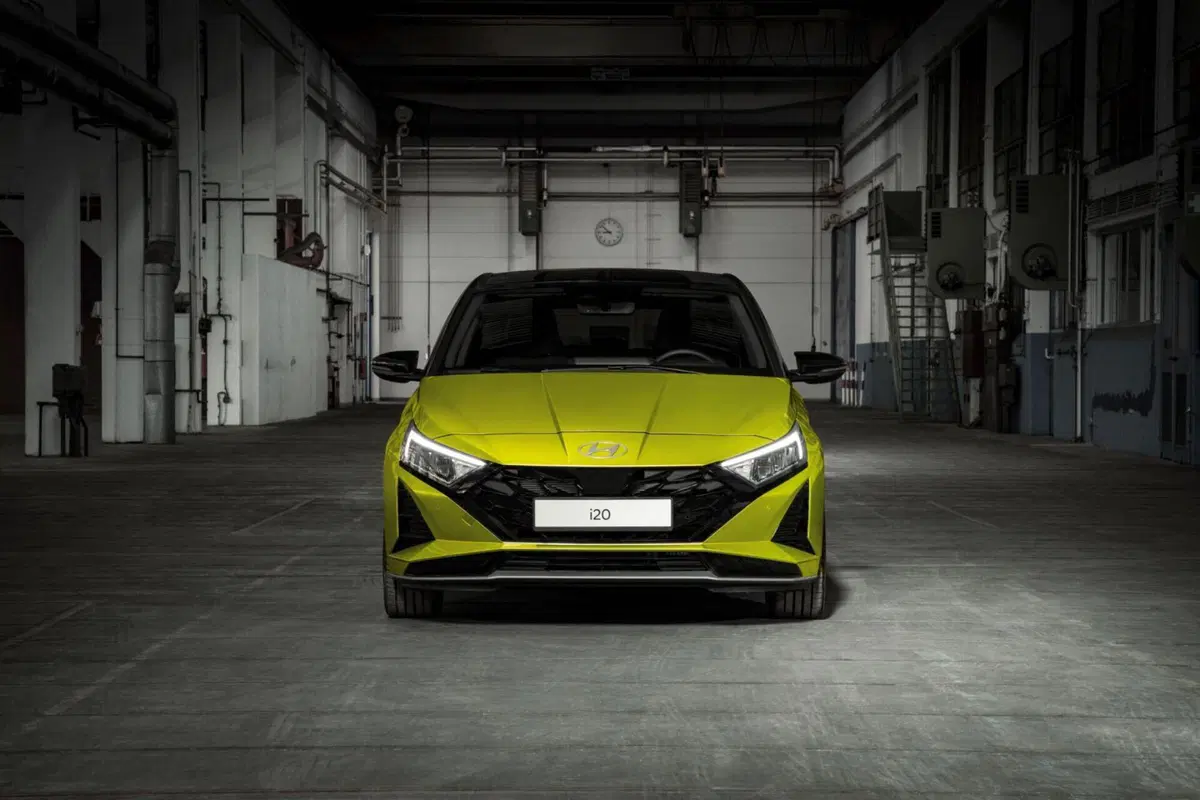 Nuova Hyundai i20 2023: facelift di sostanza (10)