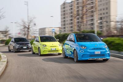 Scende in campo e le ha tutte contro: Nuova Abarth 500e Top e Flop 