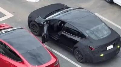 Tesla Model 3, nuove foto spia del restyling 