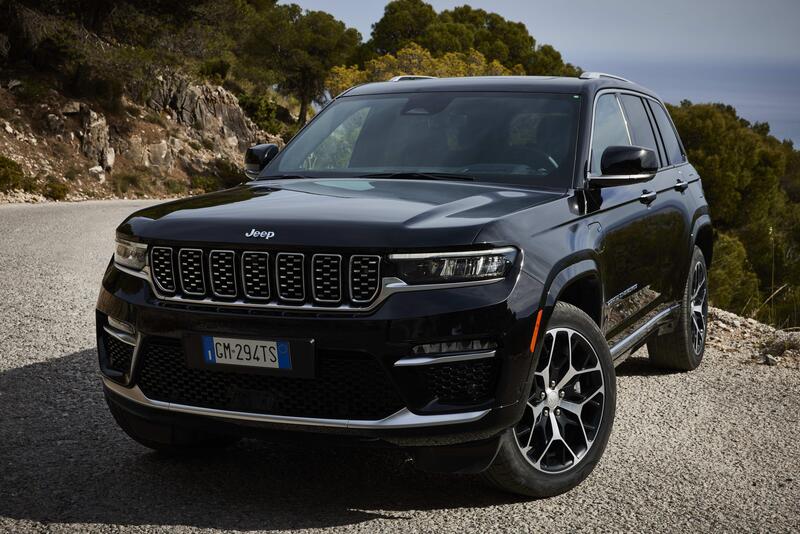 Jeep Grand Cherokee 4xe plug-in hybrid: top delle ibride [VIDEO]