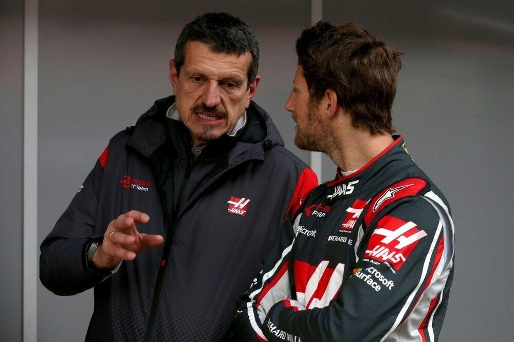 Gunther Steiner con Romain Grosjean