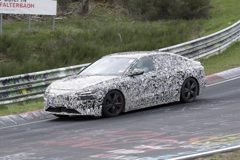 Audi RS6 E-Tron | In fase di test al Nurburgring [Foto Spia]