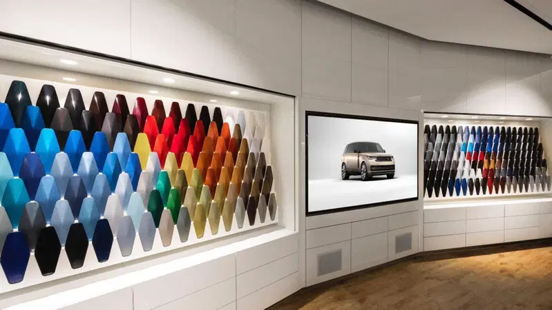 Range Rover SV Bespoke: una tavolozza di oltre 230 colori