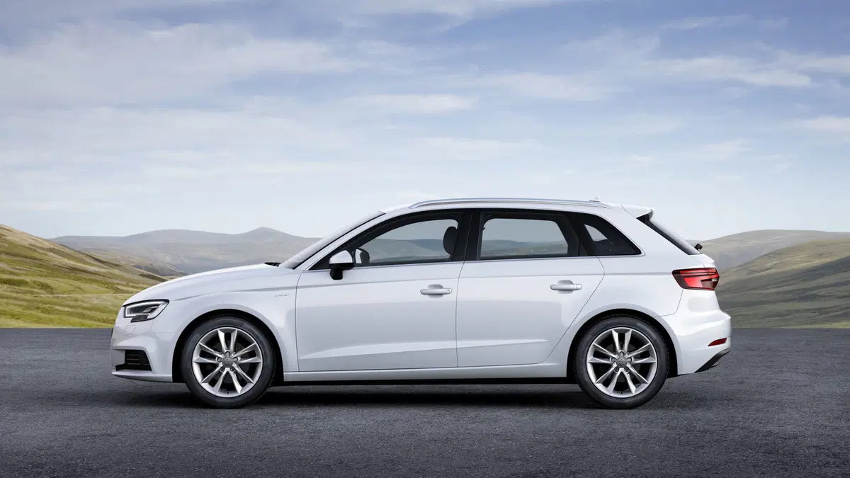 Audi A3 Sportback 30 TDI Admired (8)