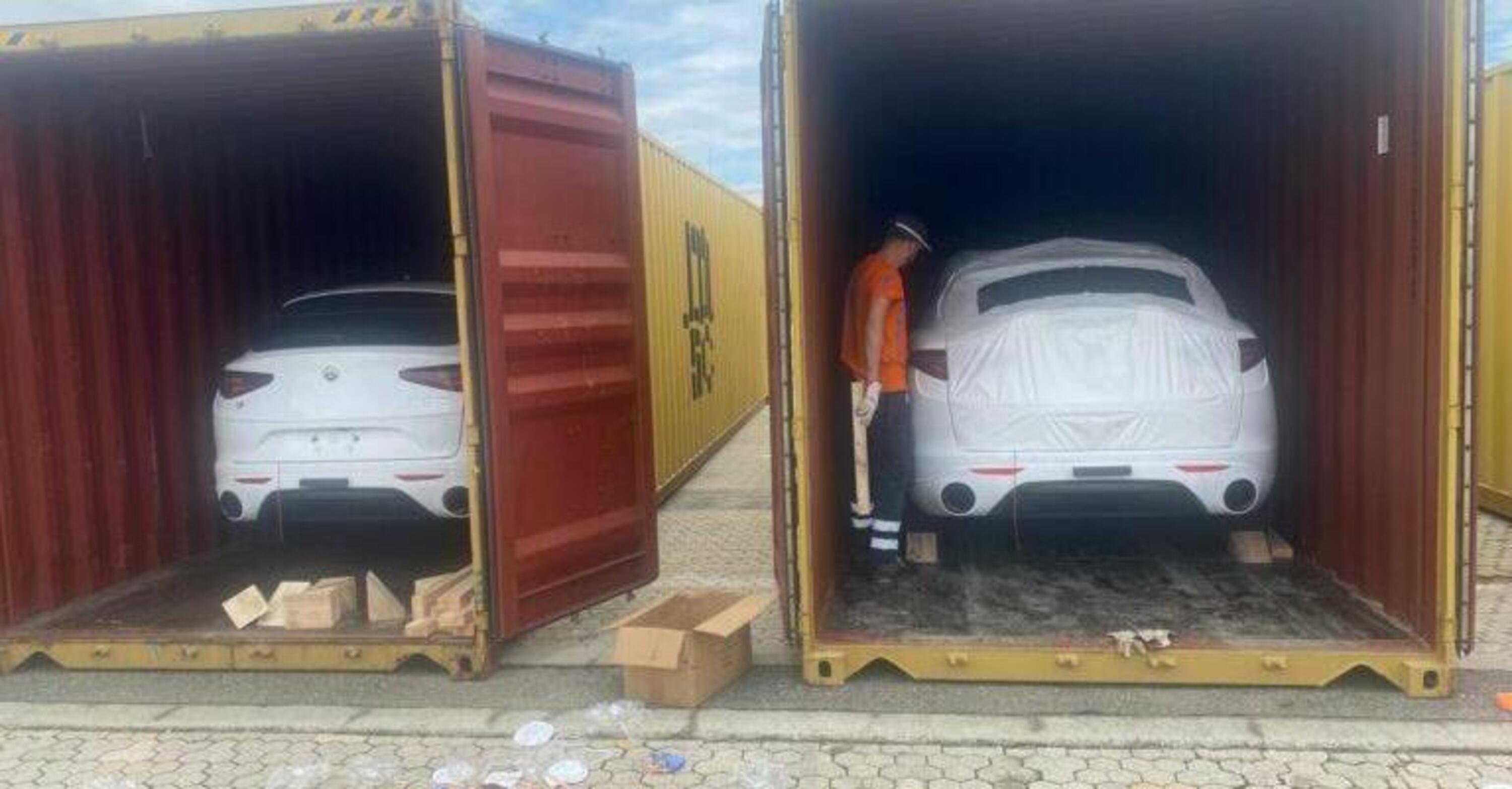 Alfa Romeo Giulia e Stelvio: direzione Messico, stivate nei container