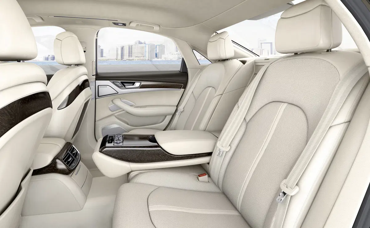 Audi A8 (2009-17) (5)