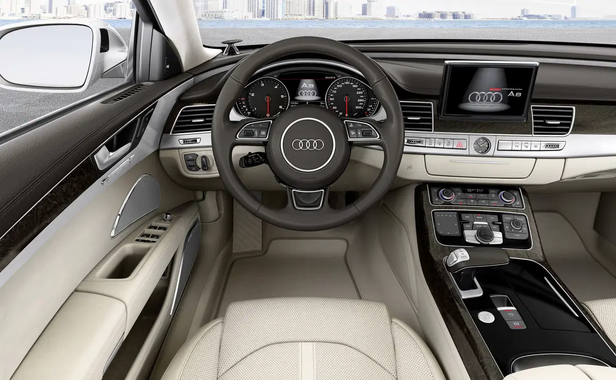 Audi A8 (2009-17) (3)