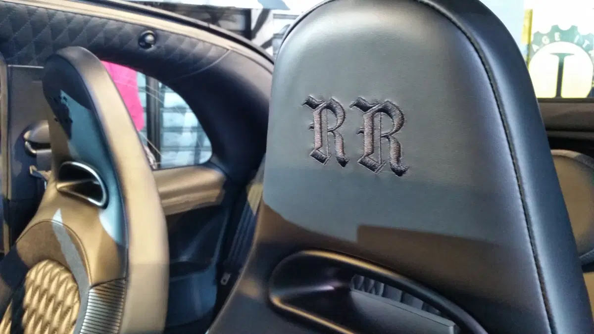 555RR by Garage Italia Customs: l’omaggio di Lapo Elkann a Diesel (11)