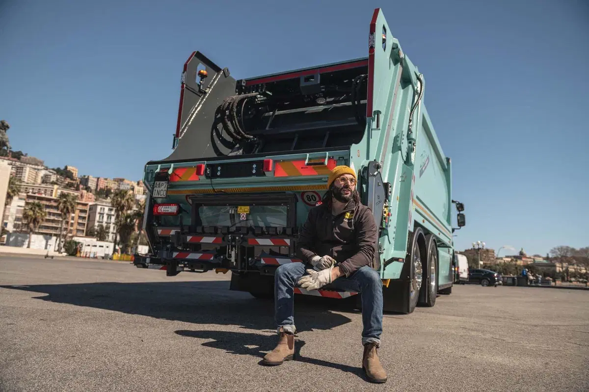 Come funziona il camion dei rifiuti? Tutti i segreti dello Zenith (Tecnoindustrie Merlo)