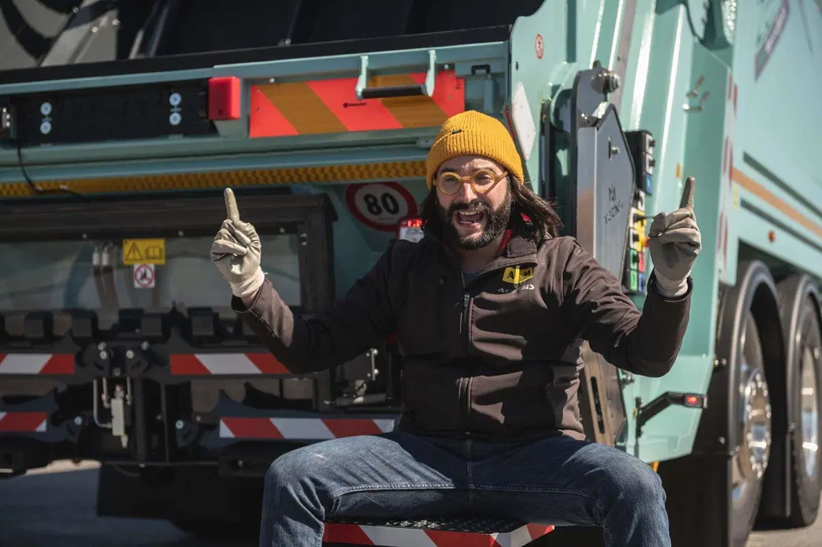 Come funziona il camion dei rifiuti? Tutti i segreti dello Zenith (Tecnoindustrie Merlo) (12)