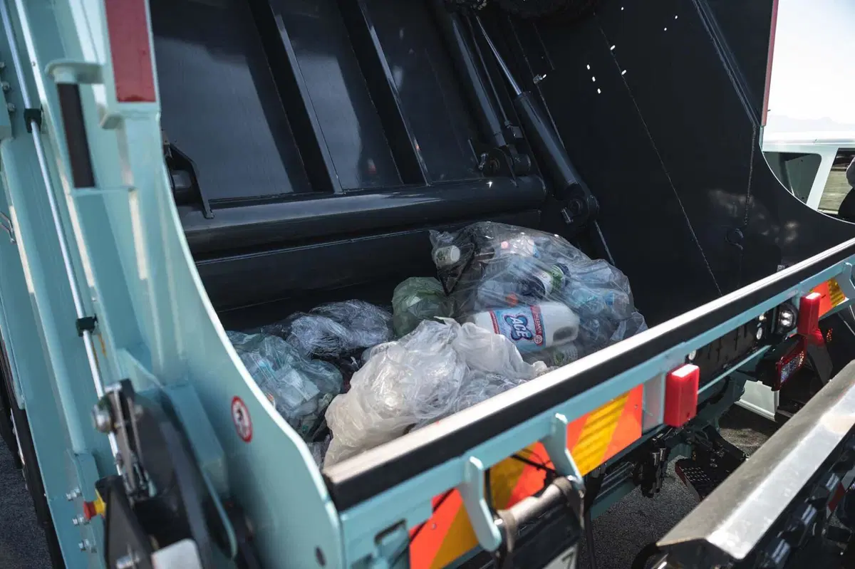 Come funziona il camion dei rifiuti? Tutti i segreti dello Zenith (Tecnoindustrie Merlo) (16)