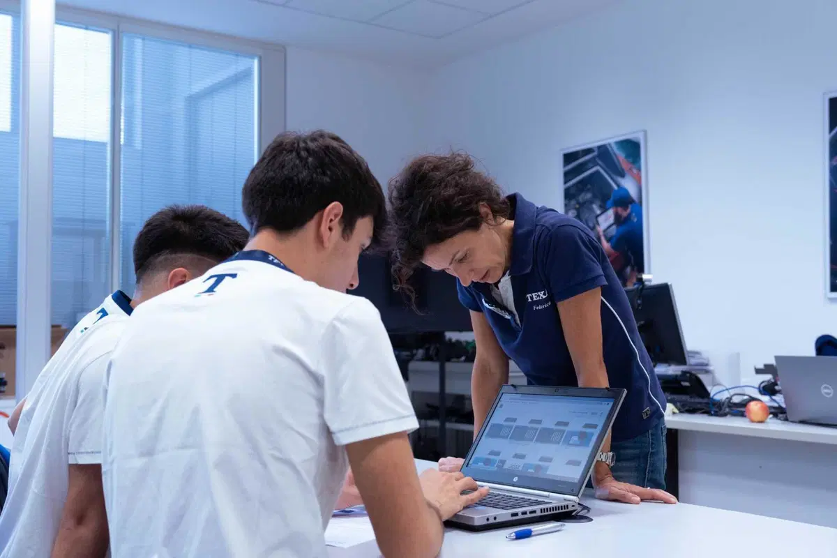 Texa: l'eccellenza italiana premia i giovani tecnici automotive (18)