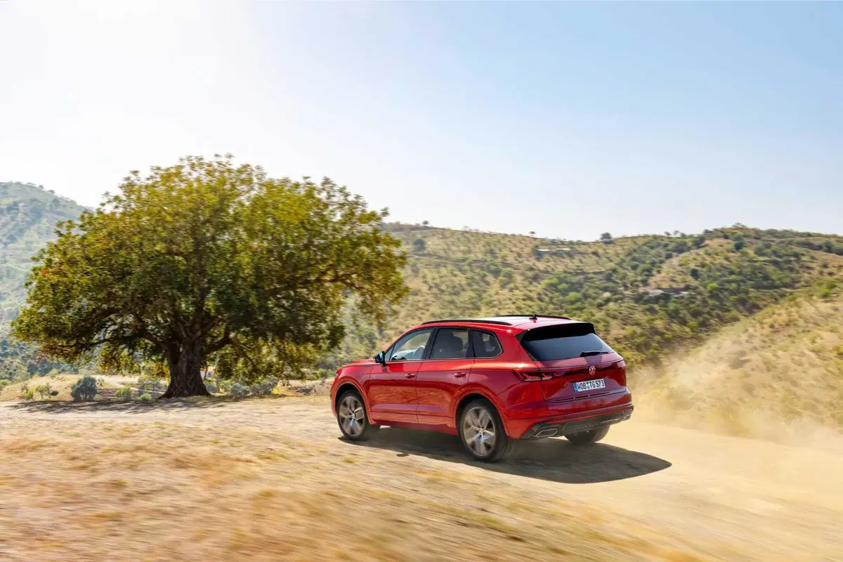 Nuova Volkswagen Touareg 2023 (11)