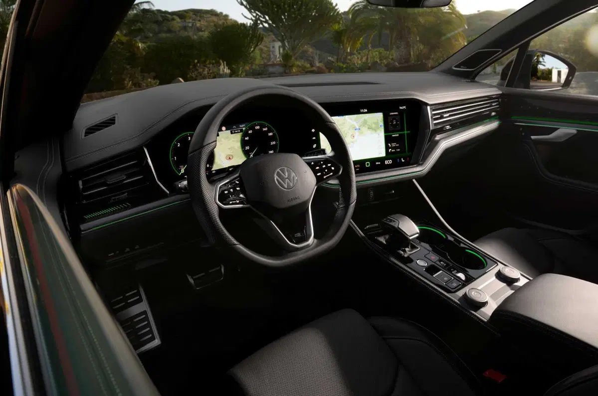 Nuova Volkswagen Touareg 2023 (20)