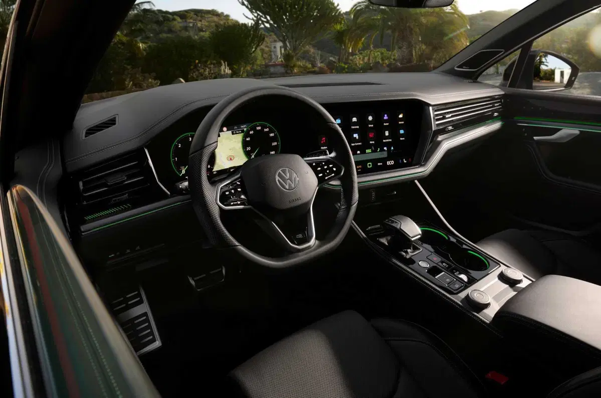 Nuova Volkswagen Touareg 2023 (21)