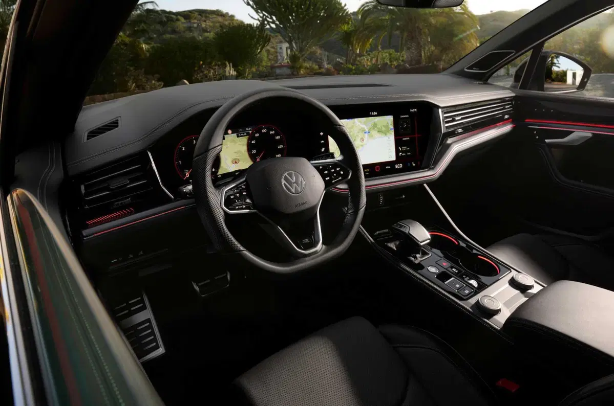 Nuova Volkswagen Touareg 2023 (22)