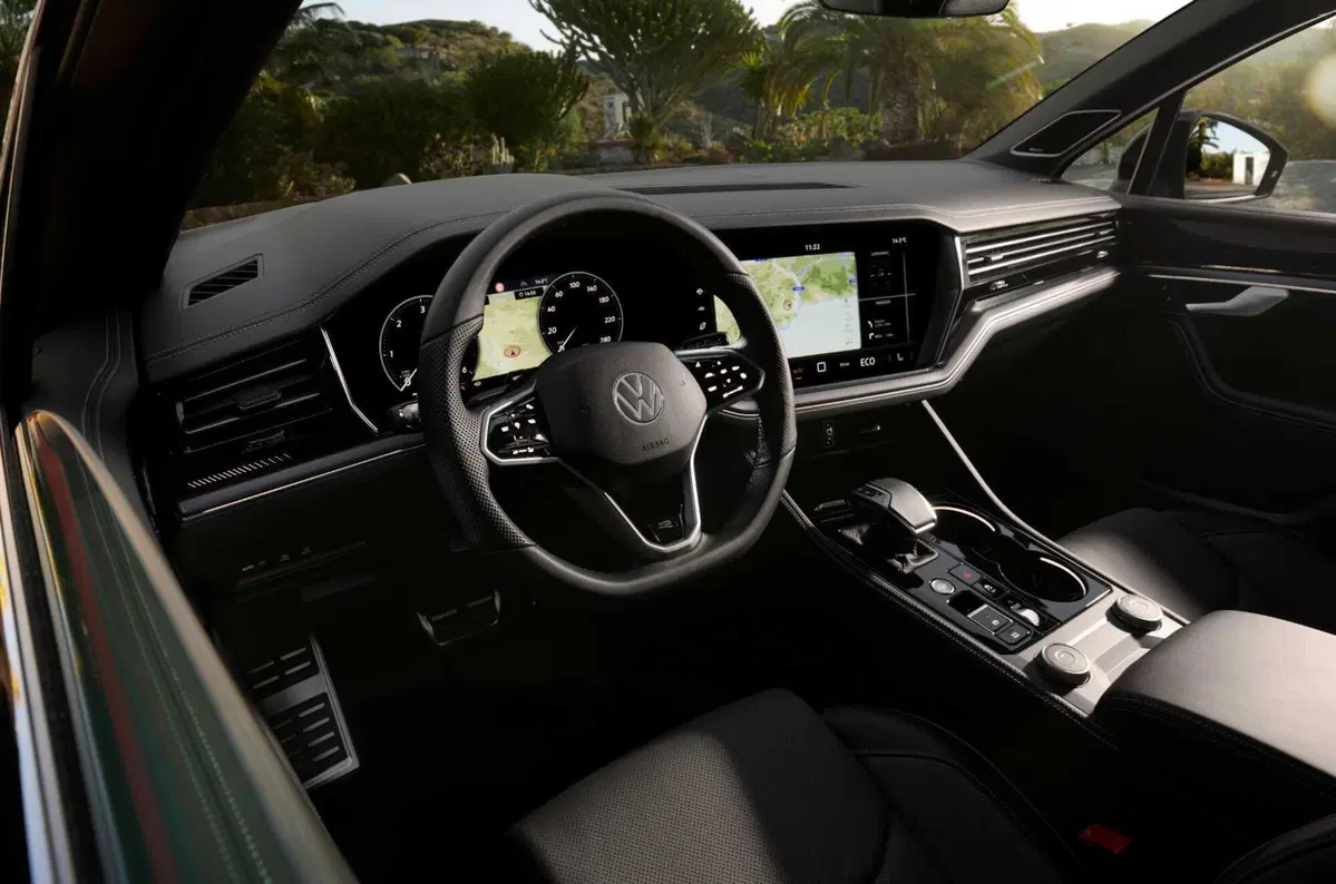 Nuova Volkswagen Touareg 2023 (24)
