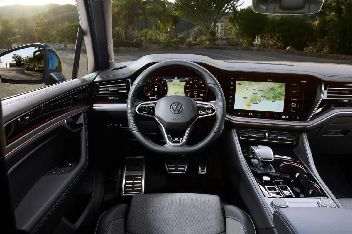 Nuova Volkswagen Touareg 2023 (28)
