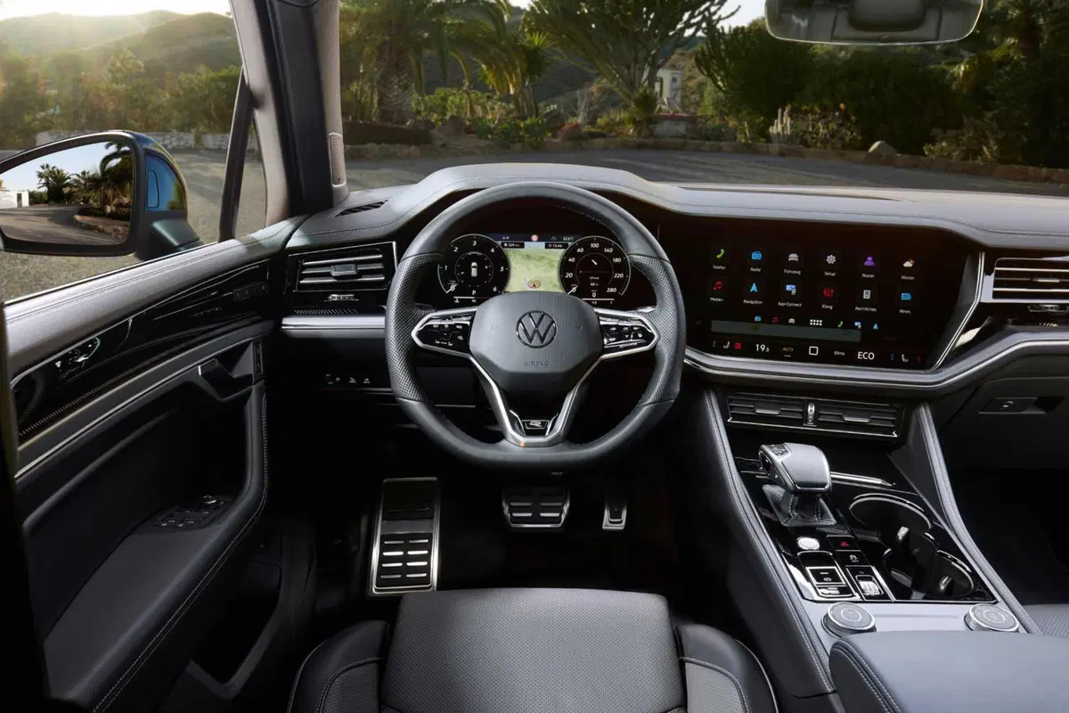 Nuova Volkswagen Touareg 2023 (31)