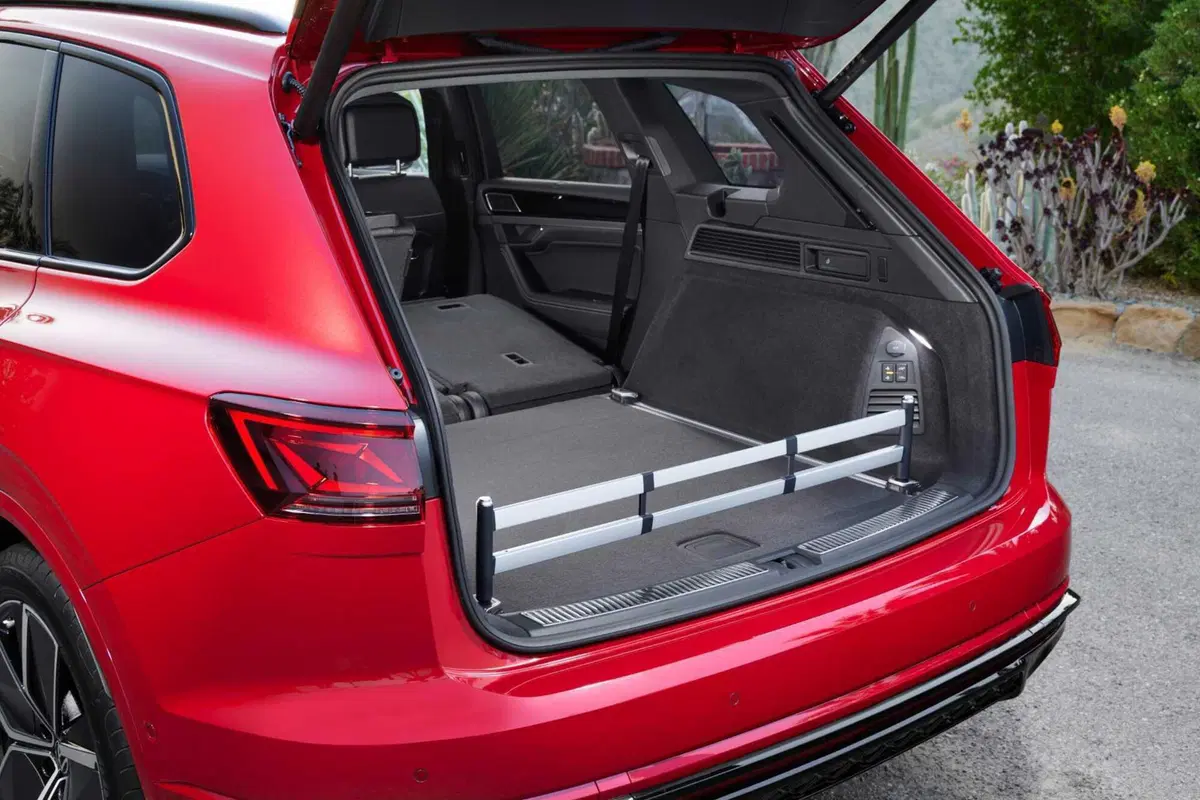 Nuova Volkswagen Touareg 2023 (42)
