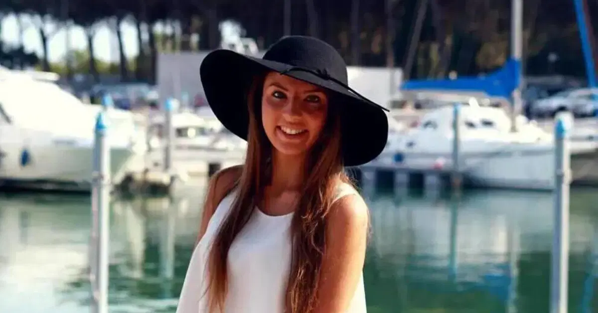 Si schianta in Porsche senza la patente e muore l'amica: condannata dopo 5 anni