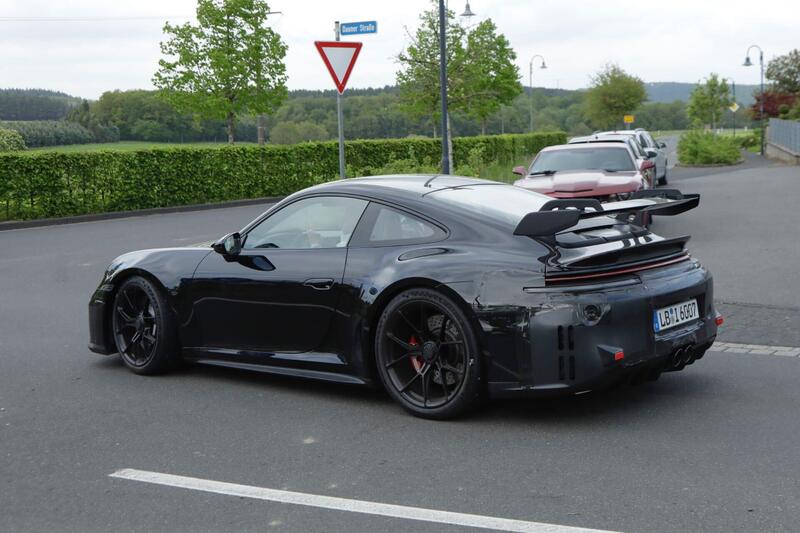 Porsche 911 GT3 Facelift, ecco le nuove foto spia