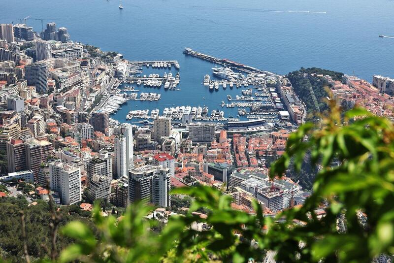 Una foto panoramica di Montecarlo