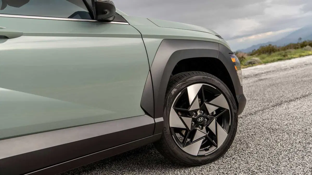 Hyundai Kona (2023-23) (13)