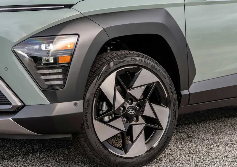 Hyundai Kona (2023-23) (14)