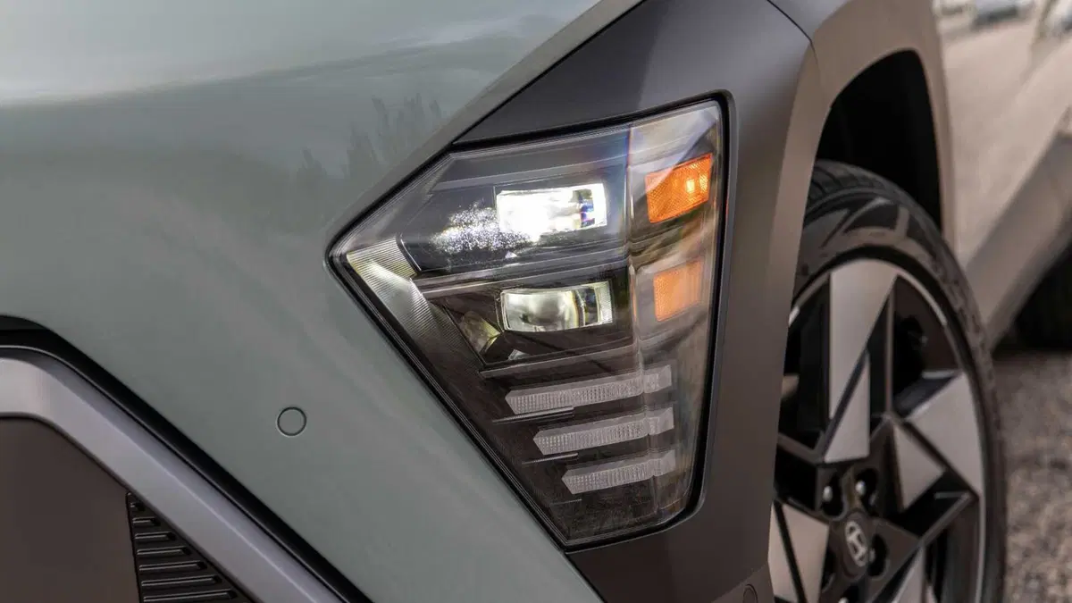 Hyundai Kona (2023-23) (15)