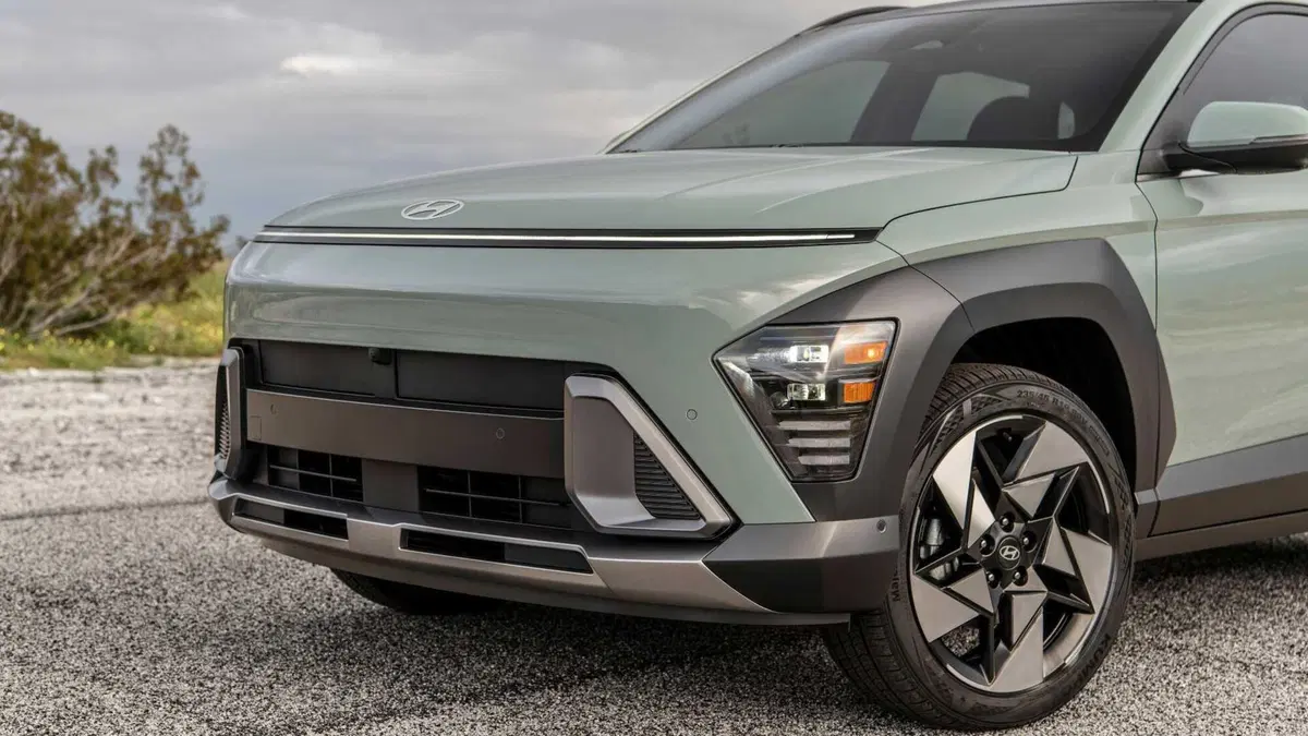 Hyundai Kona (2023-23) (12)