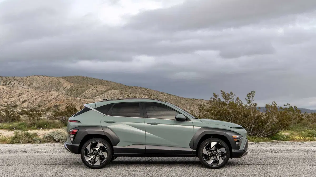 Hyundai Kona (2023-23) (3)