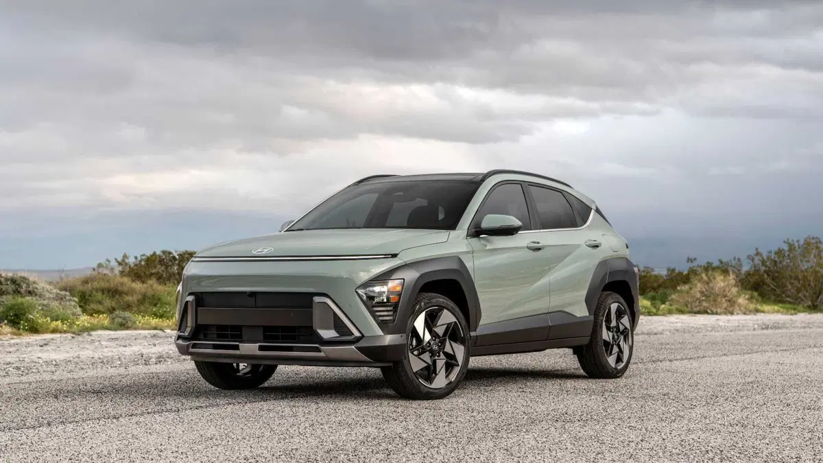 Hyundai Kona (2023-23)