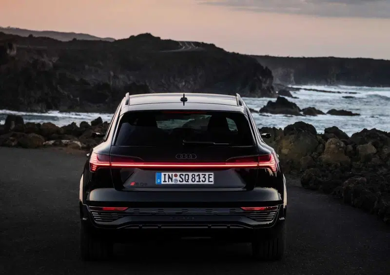 Audi SQ8 (2023-25) (8)
