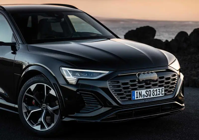 Audi SQ8 (2023-25) (14)