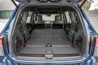 Mercedes EQB: l'elettrico "ti piace vincere facile". Confort, spazio a bordo, autonomia, tecnologia 