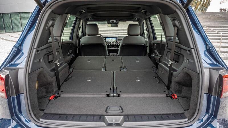Mercedes EQB: l'elettrico &quot;ti piace vincere facile&quot;. Confort, spazio a bordo, autonomia, tecnologia 