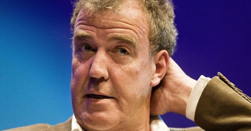 Jeremy Clarkson ha il nostro stesso problema: le buche nell&#039;asfalto