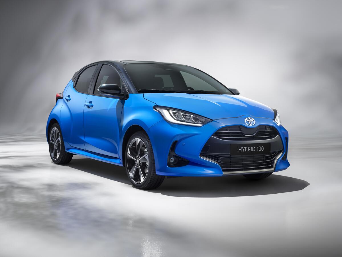 Toyota Yaris 2025 più potenza per l’ibrida News Automoto.it