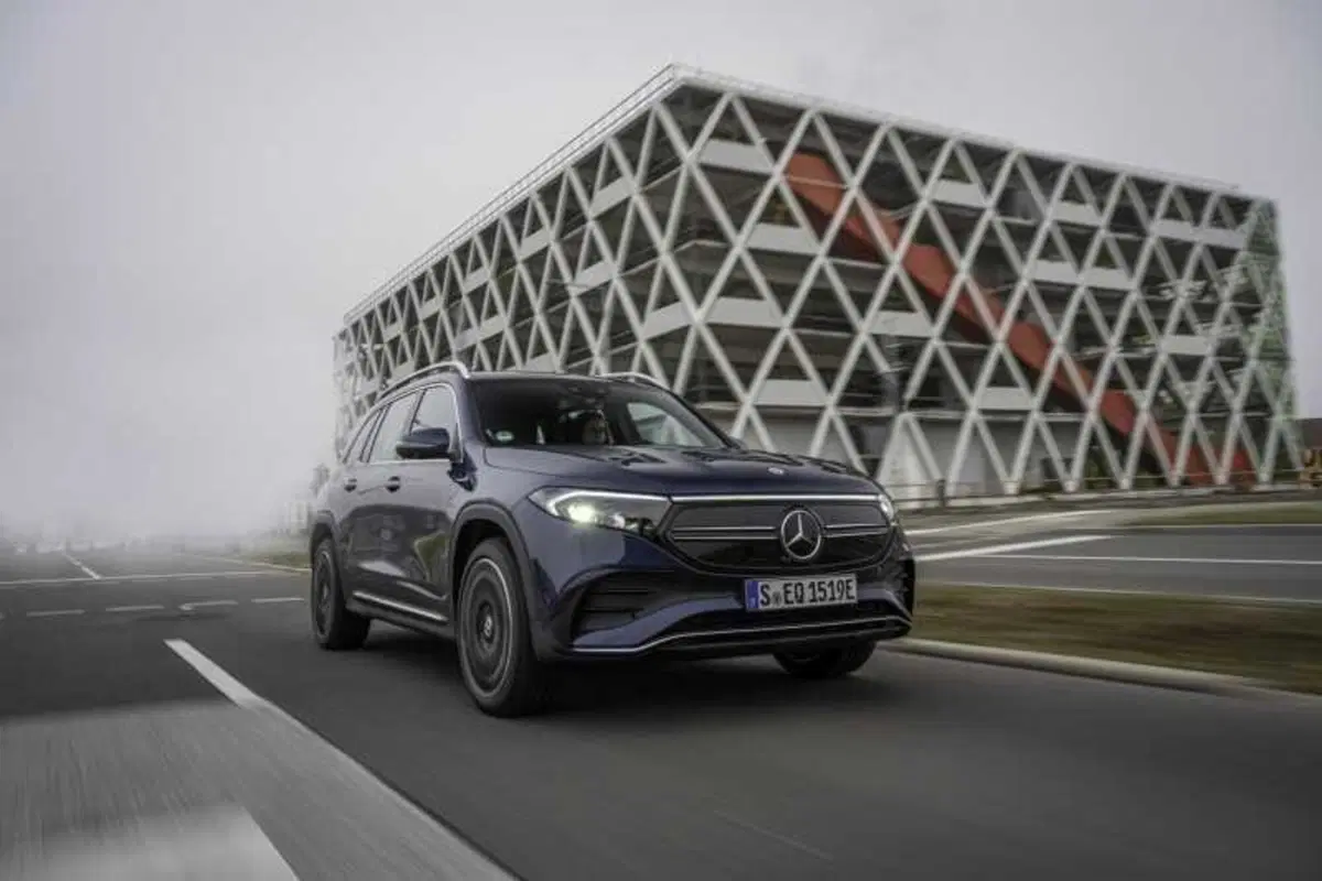 Mercedes EQB: l'elettrico "ti piace vincere facile". Confort, spazio a bordo, autonomia, tecnologia  (5)
