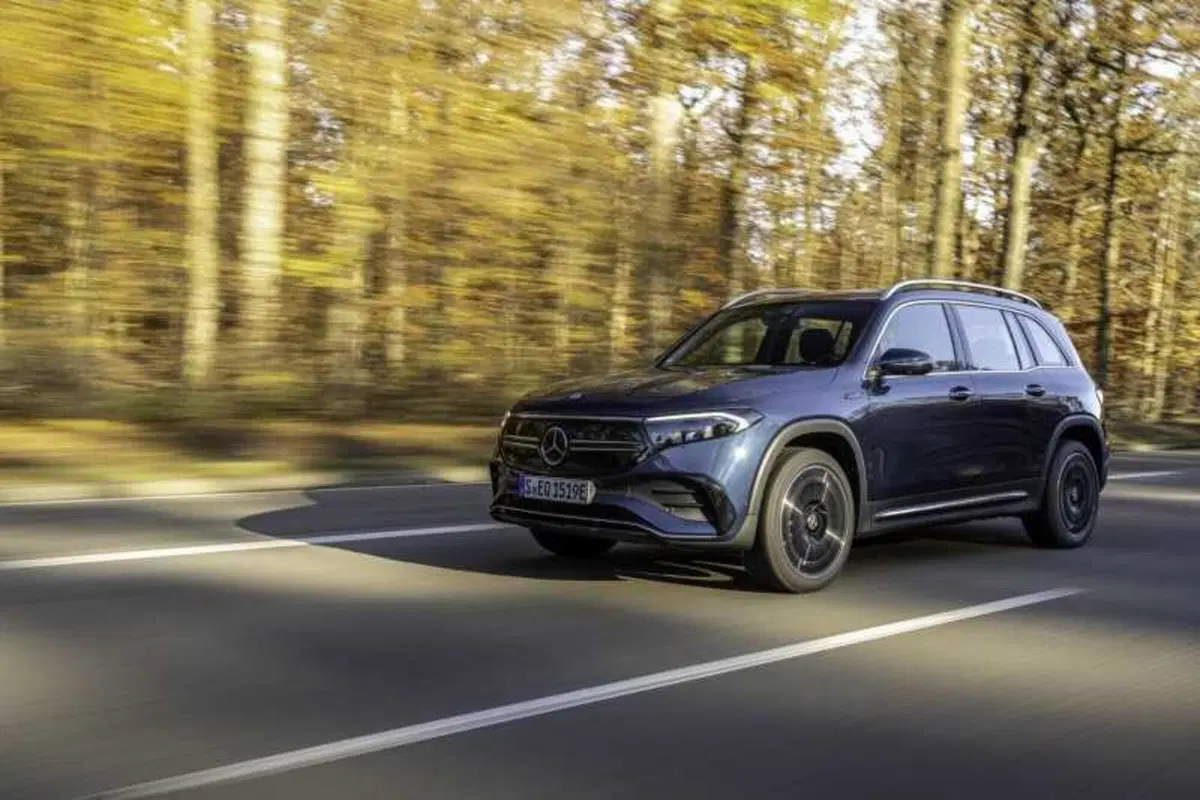 Mercedes EQB: l'elettrico "ti piace vincere facile". Confort, spazio a bordo, autonomia, tecnologia  (10)