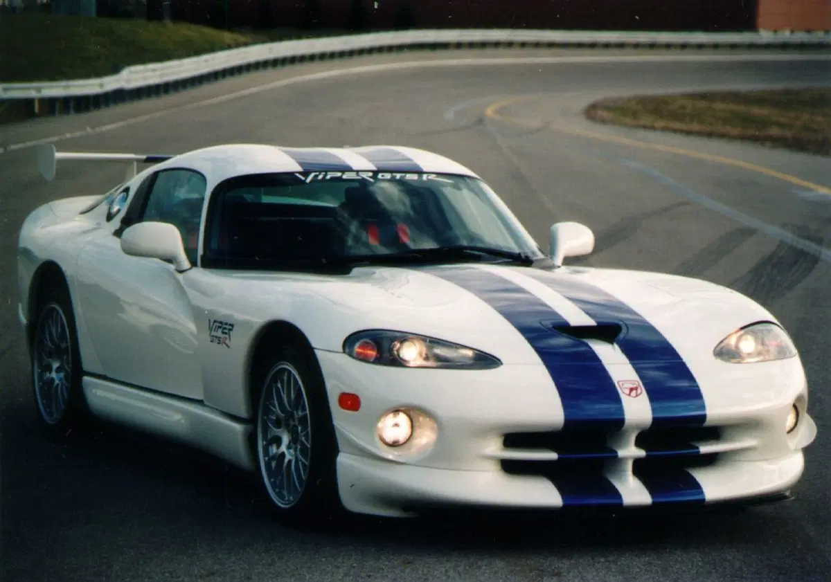 La Dodge Viper compie 25 anni. Ecco le cinque serie speciali (2)