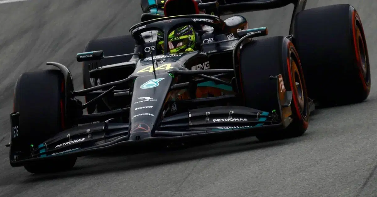 F1, GP Spagna, contatto fra Mercedes: "errore di comunicazione"