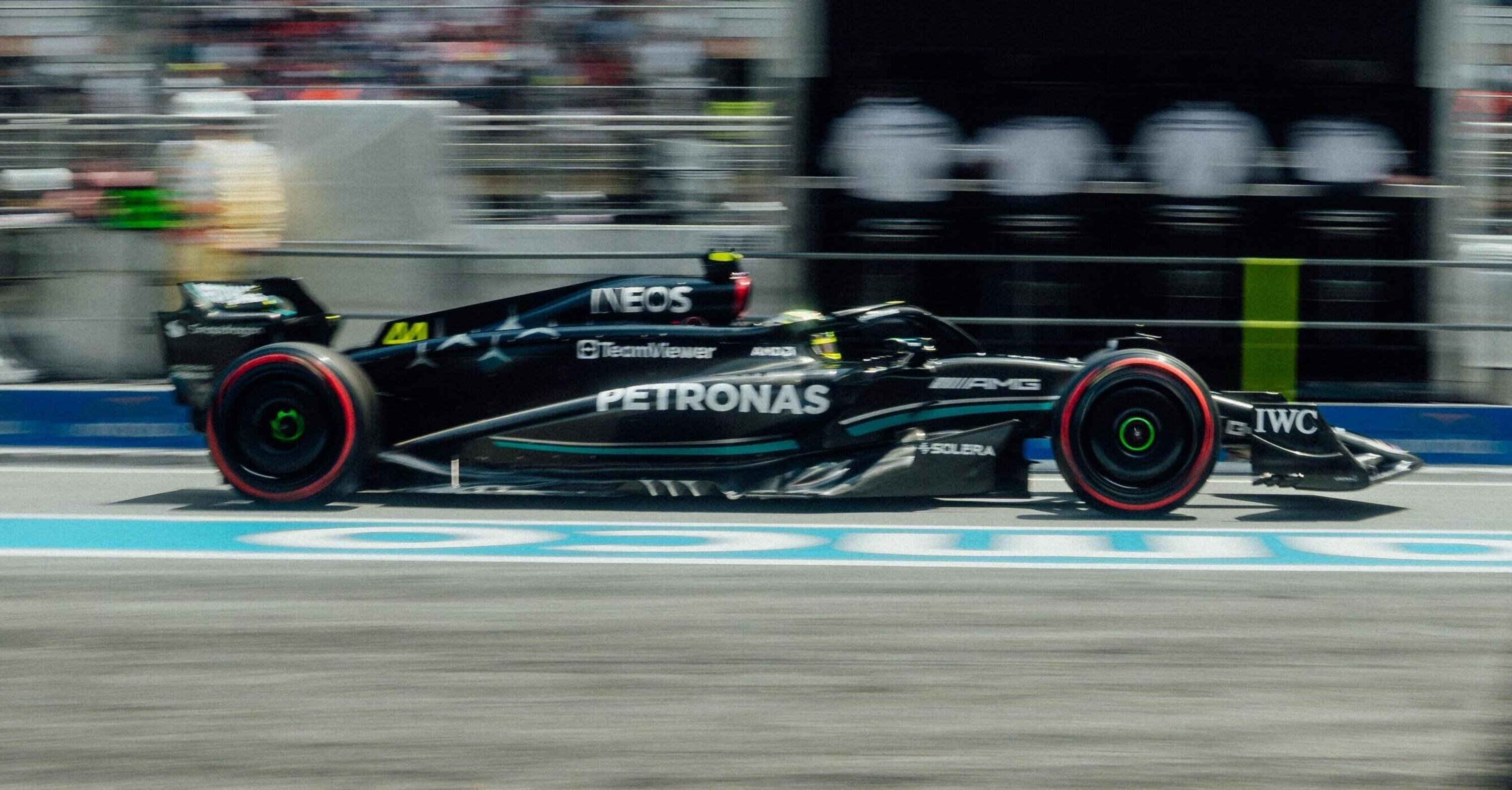 F1, GP Spagna 2023: Mercedes multata dalla FIA per &quot;violazione&quot; della sicurezza